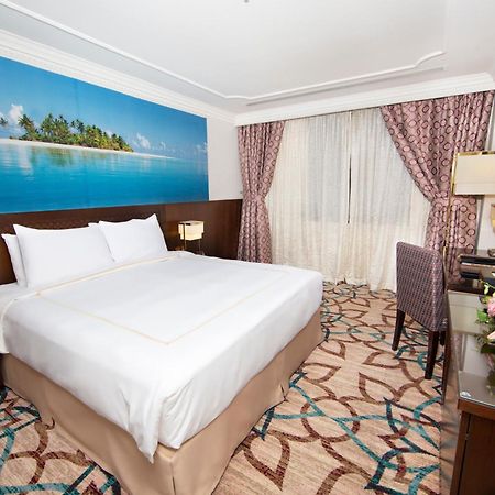 אל-מדינה Dallah Taibah Hotel מראה חיצוני תמונה