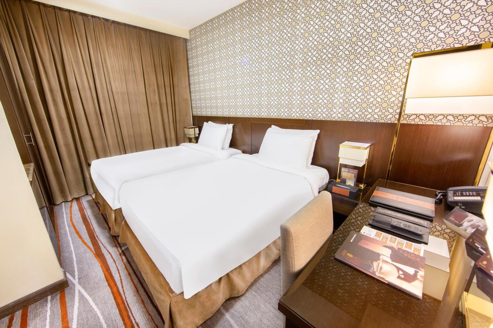 אל-מדינה Dallah Taibah Hotel מראה חיצוני תמונה