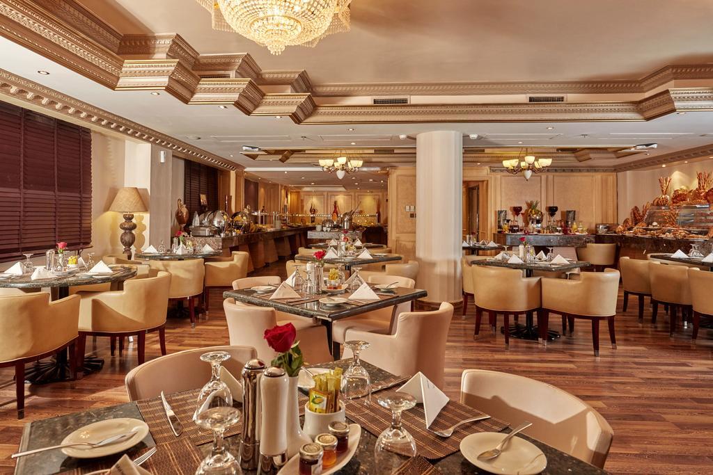 אל-מדינה Dallah Taibah Hotel מראה חיצוני תמונה